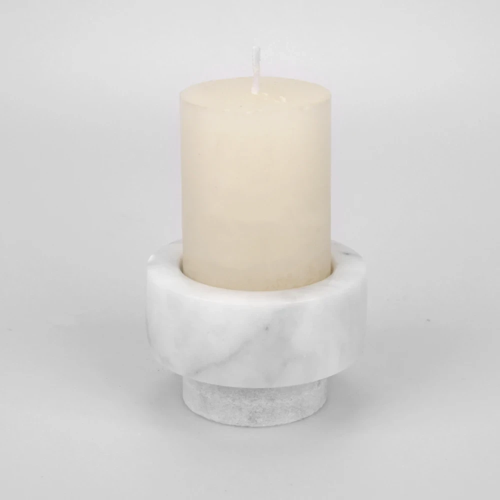 Candelabro de m&aacute;rmol gris blanco